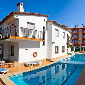 https://rvhotels-apartamentos-villas-piscis.topcostabravahotels.com
